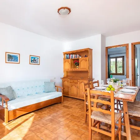 Brisa Mar 2, 2 Bedroom Apartment, Cala'n Bosch Apartamento